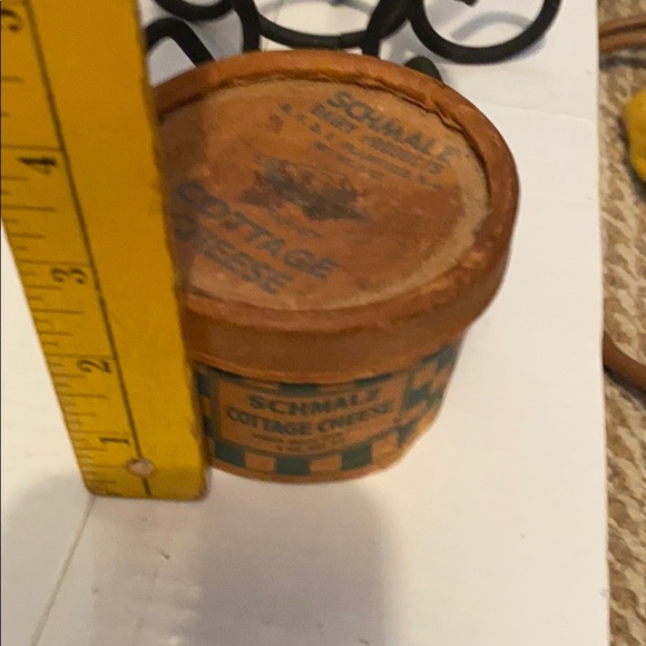Old Schmalz Cottage Cheese container - Picture 9 of 10